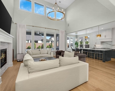 6190 Manderlay Drive - Photo Thumbnail 5