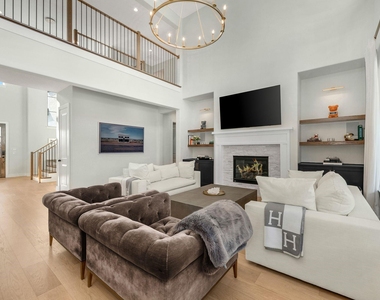 6190 Manderlay Drive - Photo Thumbnail 14