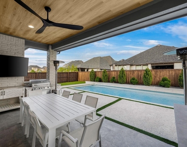 6190 Manderlay Drive - Photo Thumbnail 1