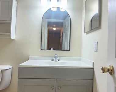 8801 W Sample Road - Photo Thumbnail 12