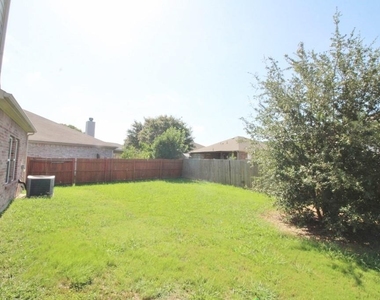 8420 Ridge Creek Drive - Photo Thumbnail 18
