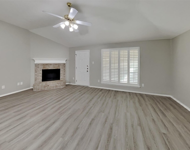 1822 Cancun Drive - Photo Thumbnail 1