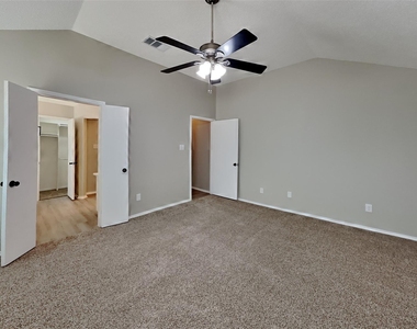 1822 Cancun Drive - Photo Thumbnail 6