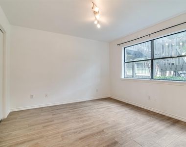 1107 Signal Ridge Place - Photo Thumbnail 16