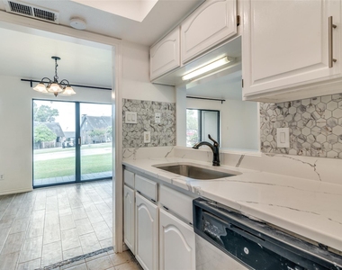 1107 Signal Ridge Place - Photo Thumbnail 9