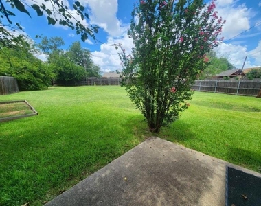 1503 Maybrook Court - Photo Thumbnail 2