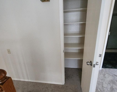 1503 Maybrook Court - Photo Thumbnail 12