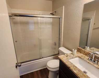 1503 Maybrook Court - Photo Thumbnail 4