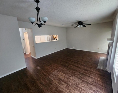 1503 Maybrook Court - Photo Thumbnail 16