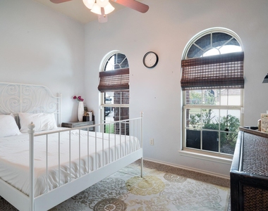 1120 Cheyenne Drive - Photo Thumbnail 9