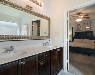 1120 Cheyenne Drive - Photo Thumbnail 5