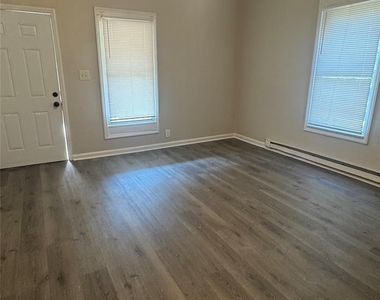 617 Pinoca Street - Photo Thumbnail 1