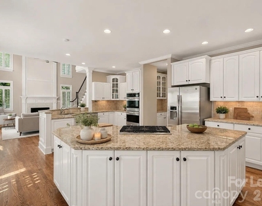 4811 Old Course Drive - Photo Thumbnail 15
