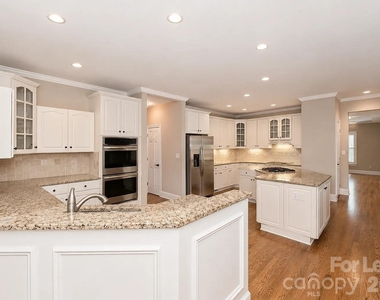 4811 Old Course Drive - Photo Thumbnail 14