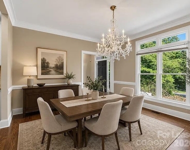 4811 Old Course Drive - Photo Thumbnail 5