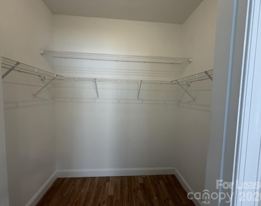 21231 Hickory Street - Photo Thumbnail 8