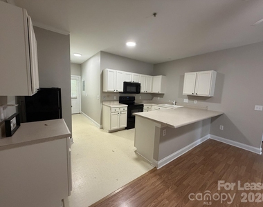 21231 Hickory Street - Photo Thumbnail 5
