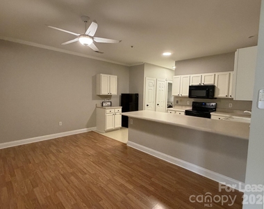 21231 Hickory Street - Photo Thumbnail 4