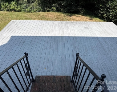 1032 Meadowbrook Lane Sw - Photo Thumbnail 16