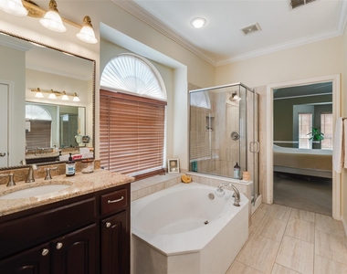 9109 Hawley Drive - Photo Thumbnail 19