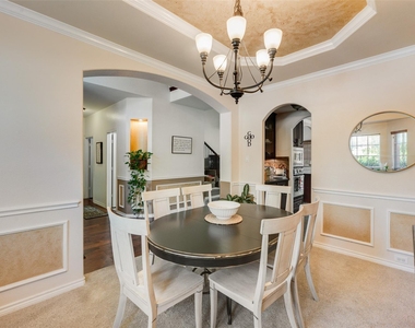 9109 Hawley Drive - Photo Thumbnail 11