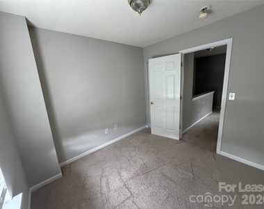 9530 Drains Bay Court - Photo Thumbnail 8