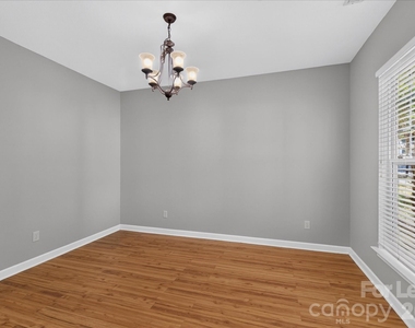 21412 Aftonshire Drive - Photo Thumbnail 5