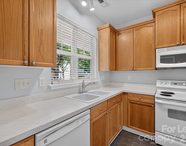 21412 Aftonshire Drive - Photo Thumbnail 2