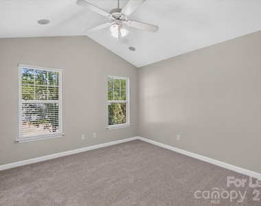 21412 Aftonshire Drive - Photo Thumbnail 6