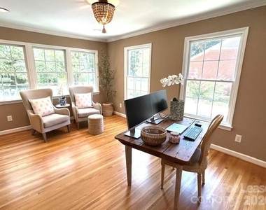 3625 Kelway Avenue - Photo Thumbnail 6