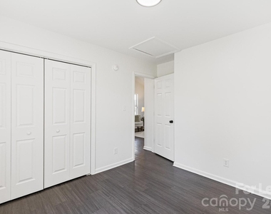 913 Tennyson Drive - Photo Thumbnail 19