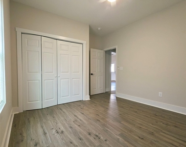 118 Wetmore Road - Photo Thumbnail 14