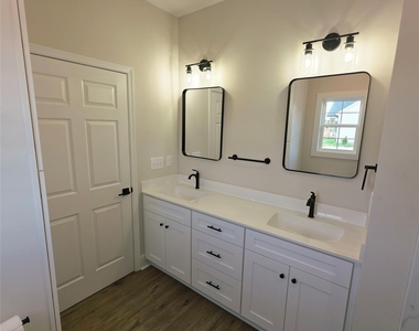 118 Wetmore Road - Photo Thumbnail 8