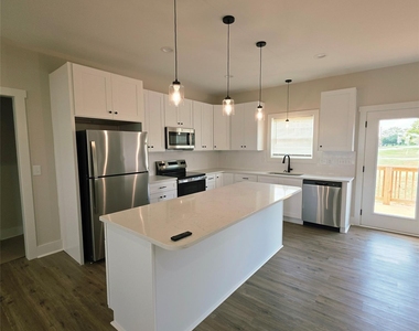 118 Wetmore Road - Photo Thumbnail 1