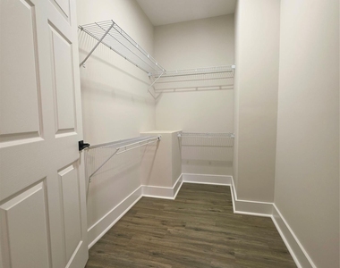 118 Wetmore Road - Photo Thumbnail 7