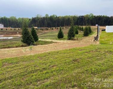 7899 Iron Road - Photo Thumbnail 11