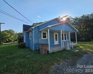 824 Hamrick Street - Photo Thumbnail 1