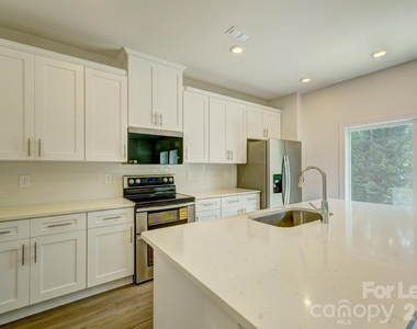 5040 Poplin Valley - Photo Thumbnail 5