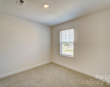 5040 Poplin Valley - Photo Thumbnail 11
