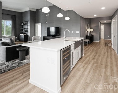 1755 Lombardy Circle - Photo Thumbnail 18