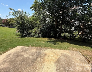 2146 Mckenzie Creek Drive - Photo Thumbnail 16