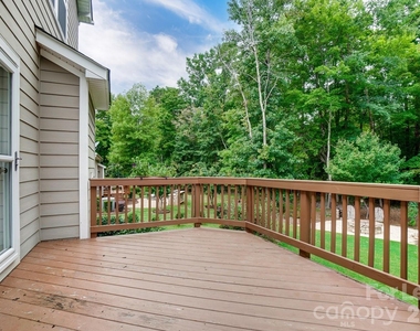1934 Madeira Circle - Photo Thumbnail 26