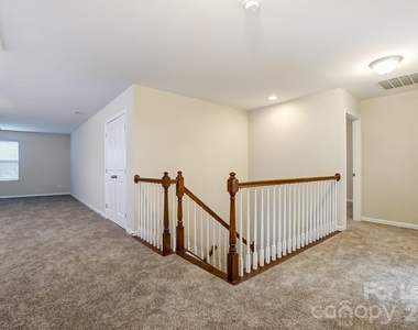 1934 Madeira Circle - Photo Thumbnail 24