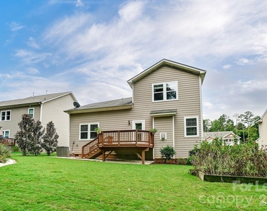 1934 Madeira Circle - Photo Thumbnail 7