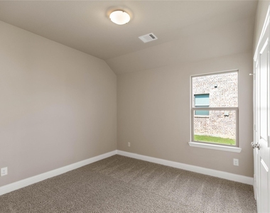 1253 Carinna Drive - Photo Thumbnail 19