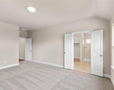 1253 Carinna Drive - Photo Thumbnail 13