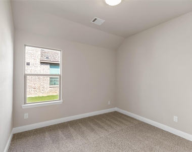 1253 Carinna Drive - Photo Thumbnail 17