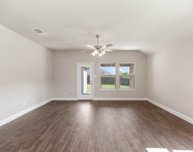 1253 Carinna Drive - Photo Thumbnail 27