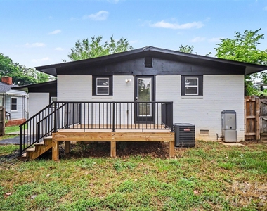 841 Mcarthur Avenue - Photo Thumbnail 22