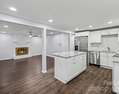841 Mcarthur Avenue - Photo Thumbnail 4